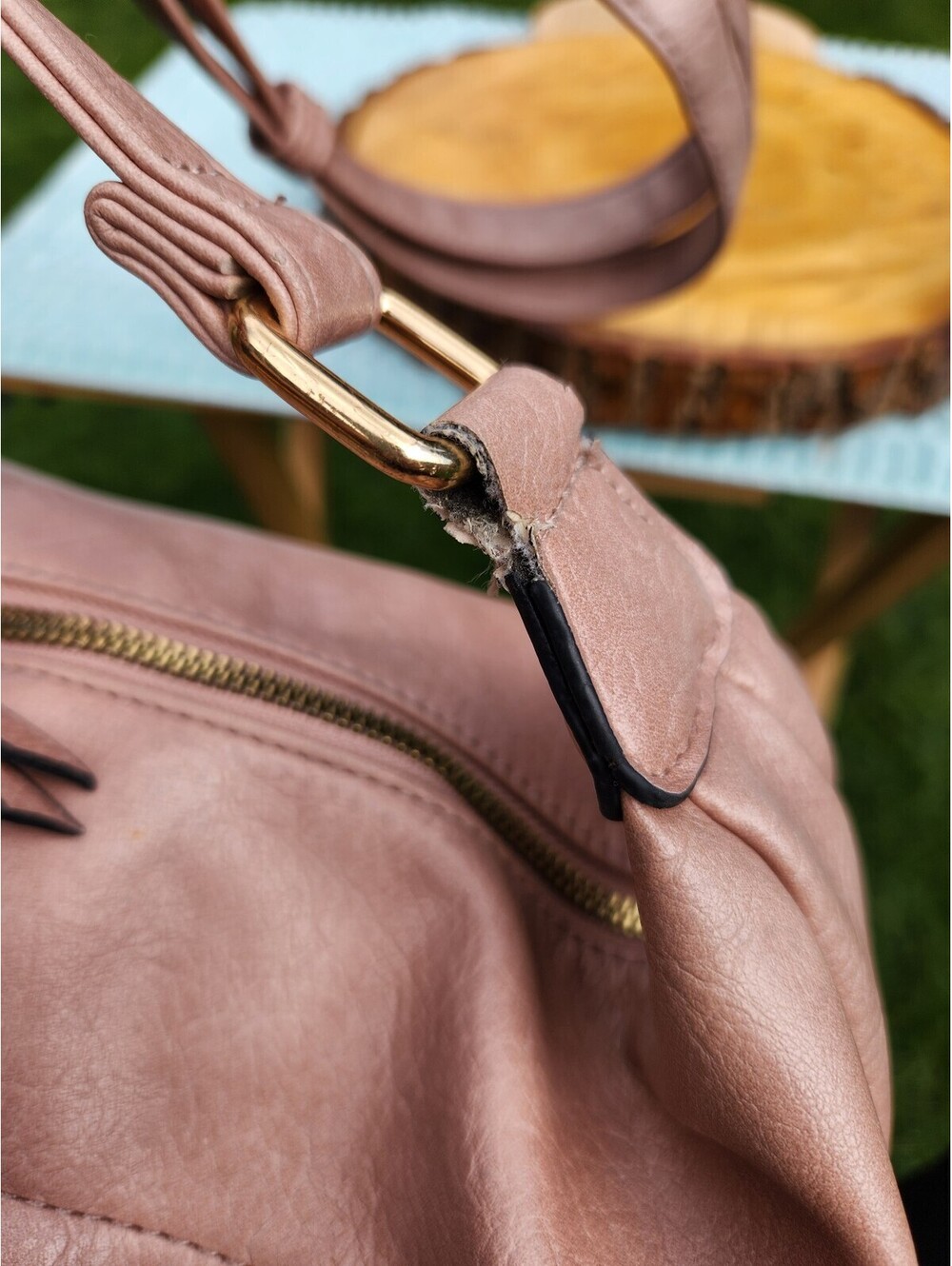 Light Pink Faux Leather Shoulder Bag with Leopard Print Interior - Picture 5 of 11